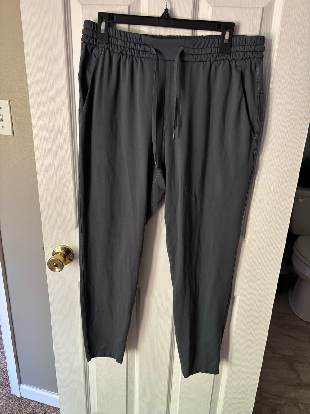 Lululemon Men’s Athletics pants